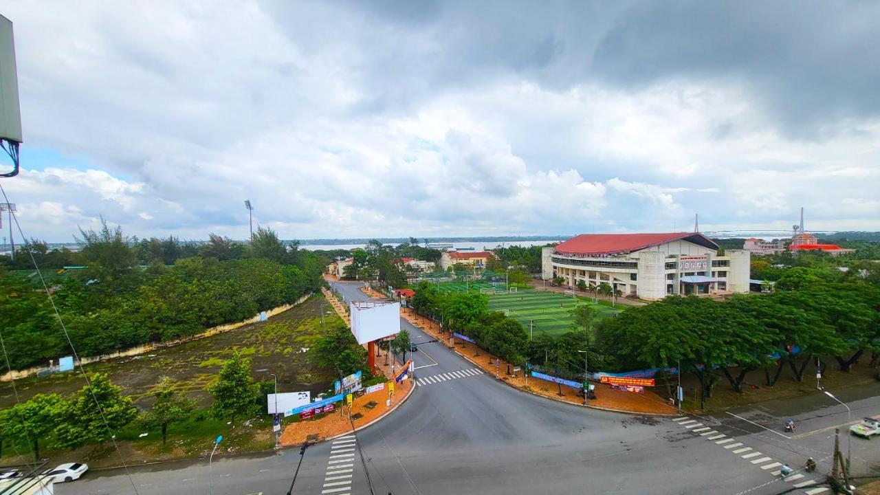Khách Sạn Hoàng Sơn Cần Thơ Extérieur photo