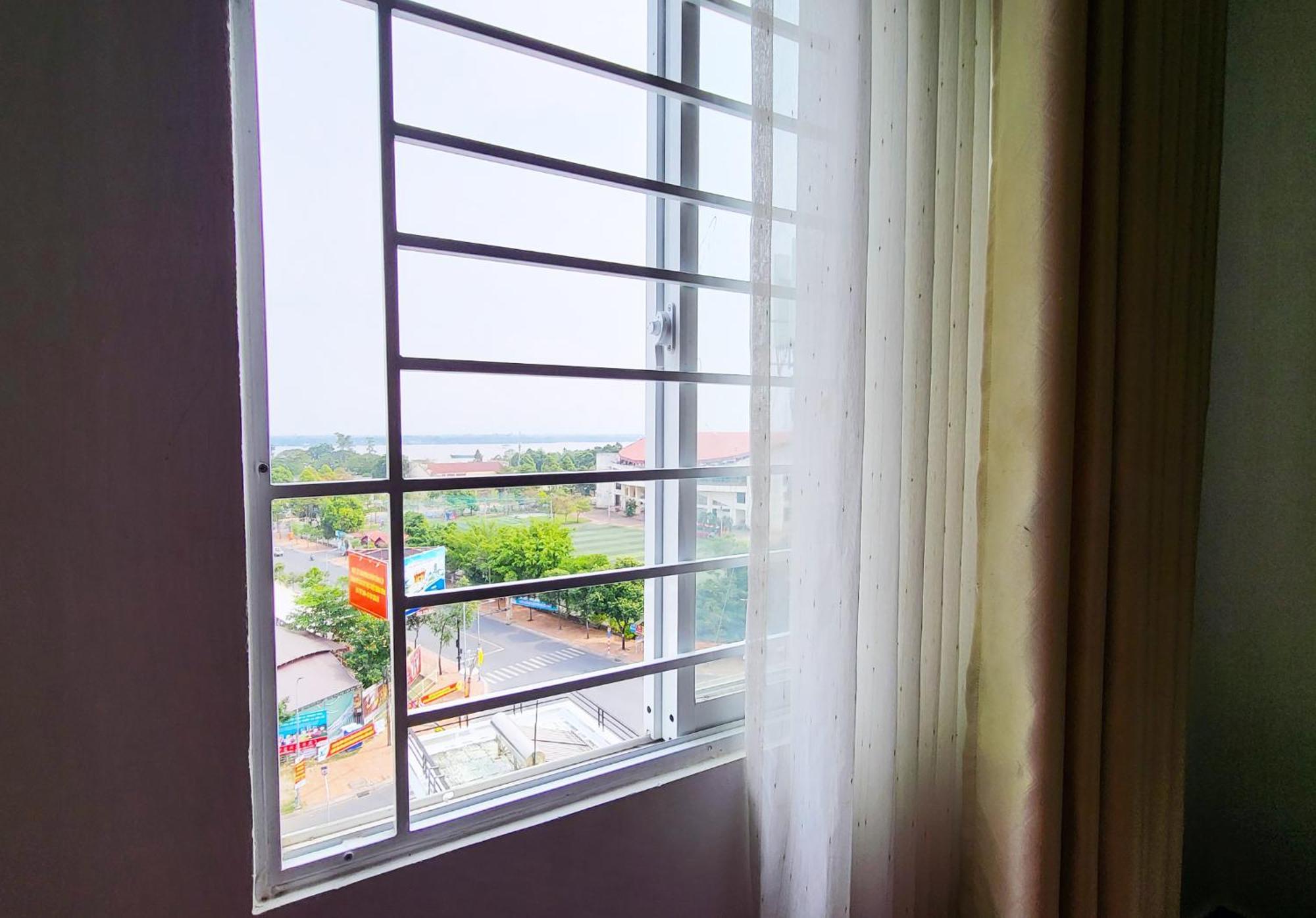 Khách Sạn Hoàng Sơn Cần Thơ Extérieur photo