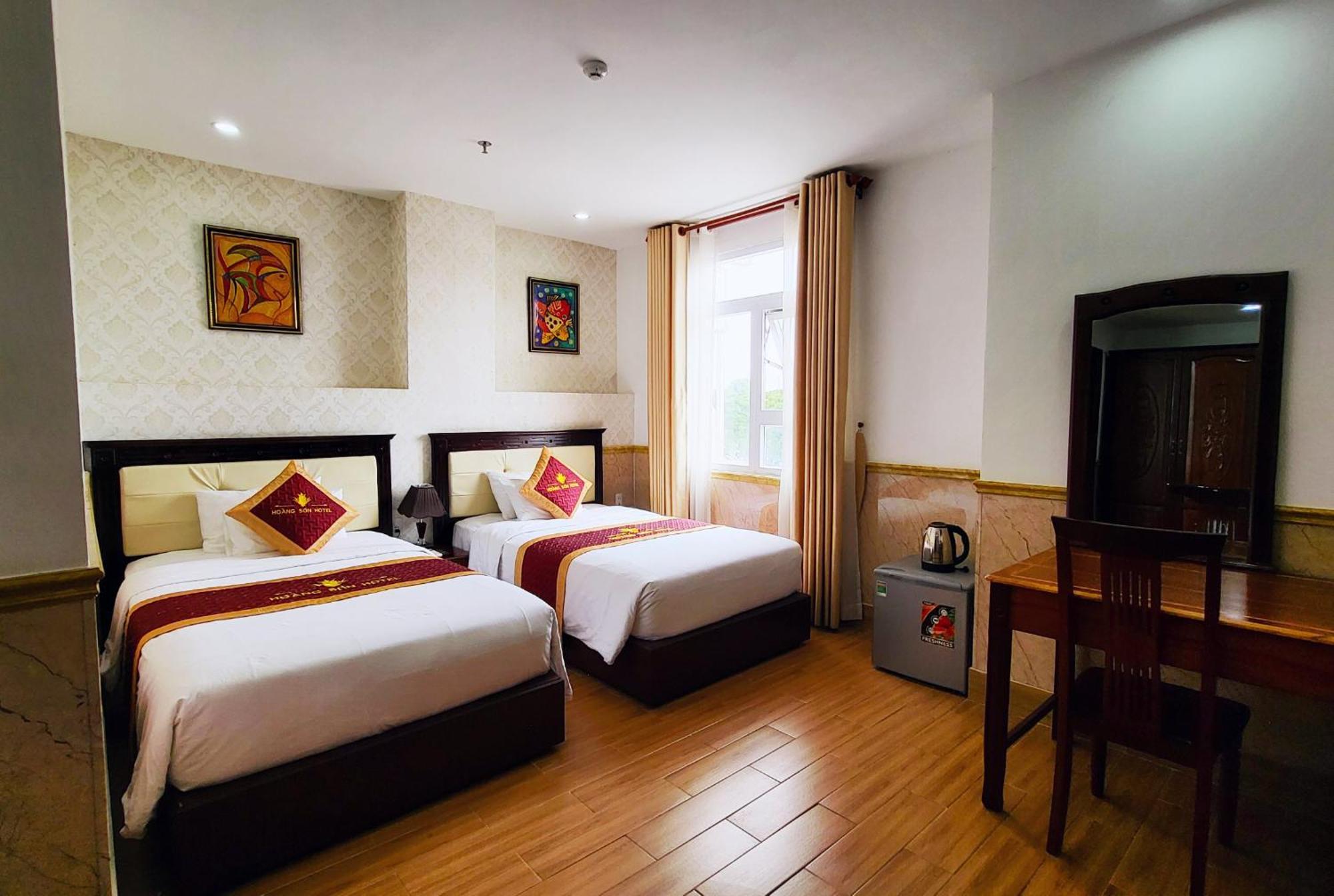 Khách Sạn Hoàng Sơn Cần Thơ Extérieur photo